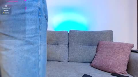 Snapshot of sweettfoxx chatting on January 18, 5:22 am Neffer online show from January 18, 5:22 am