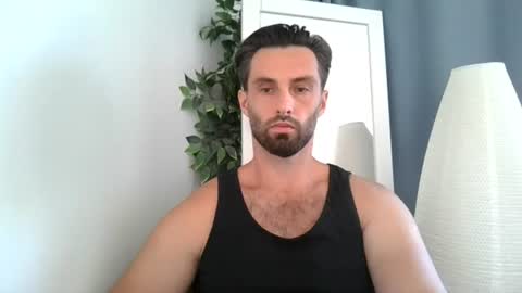 Snapshot of sweettom69 chatting on July 22, 7:44 am Tom online show from July 22, 7:44 am