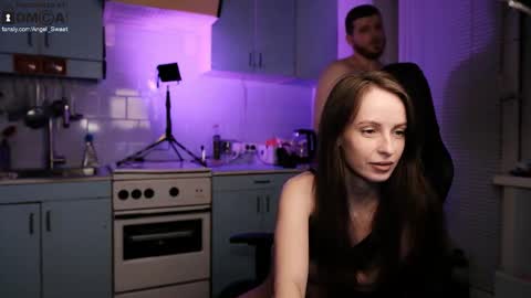 Snapshot of sweettooth20 chatting on February 13, 6:15 pm Leila and Alex online show from February 13, 6:15 pm