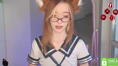 Snapshot of sweetuniporn chatting on December 26, 8:28 am Elis a little vacation Ill be here Saturday my schedules in bio online show from December 26, 8:28 am