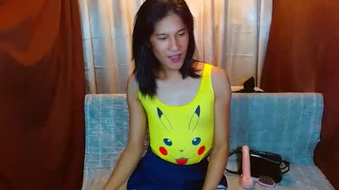 sweetvictoria2000 online show from December 2, 5:24 am