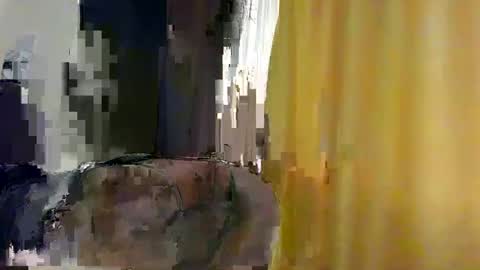 Snapshot of sweetvixen_ chatting on December 10, 7:58 am Cute vixen online show from December 10, 7:58 am