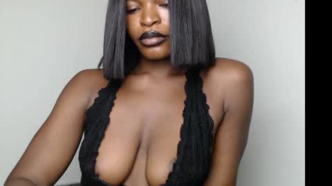 sweetxxboobsx online show from November 20, 10:20 pm