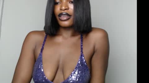 sweetxxboobsx online show from December 5, 9:18 am