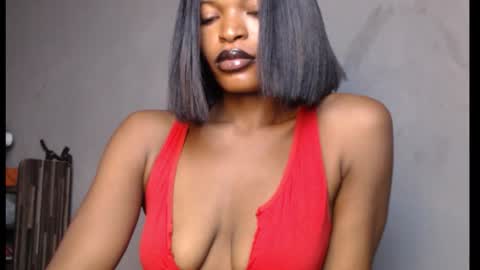 Snapshot of sweetxxboobsx chatting on March 3, 9:10 pm sweetxxboobsx online show from March 3, 9:10 pm