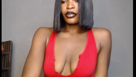 Snapshot of sweetxxboobsx chatting on March 16, 8:29 am sweetxxboobsx online show from March 16, 8:29 am