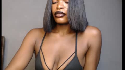 Snapshot of sweetxxboobsx chatting on March 26, 11:38 am sweetxxboobsx online show from March 26, 11:38 am