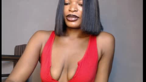 Snapshot of sweetxxboobsx chatting on May 9, 8:41 am sweetxxboobsx online show from May 9, 8:41 am