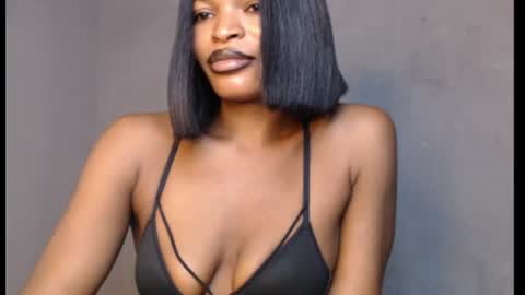 Snapshot of sweetxxboobsx chatting on July 1, 3:45 pm sweetxxboobsx online show from July 1, 3:45 pm