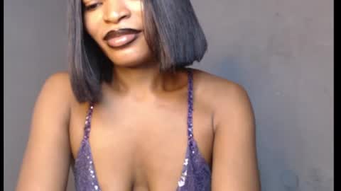 Snapshot of sweetxxboobsx chatting on July 6, 8:00 am sweetxxboobsx online show from July 6, 8:00 am