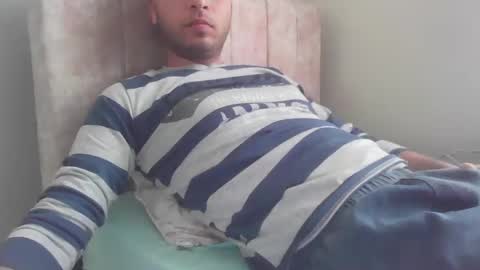 sweety_boy21 online show from December 15, 7:13 am