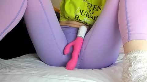 Snapshot of sweety_cum chatting on January 3, 9:36 pm Mia online show from January 3, 9:36 pm