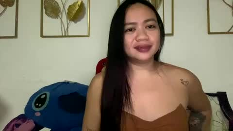 Snapshot of sweetyasian_ chatting on October 15, 1:22 pm stacey online show from October 15, 1:22 pm