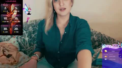 Snapshot of sweetyliza chatting on December 19, 9:00 pm Liza online show from December 19, 9:00 pm