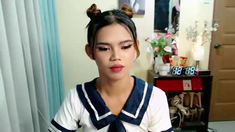 Snapshot of sweetytrannygirlxx chatting on May 5, 4:20 am Megan online show from May 5, 4:20 am