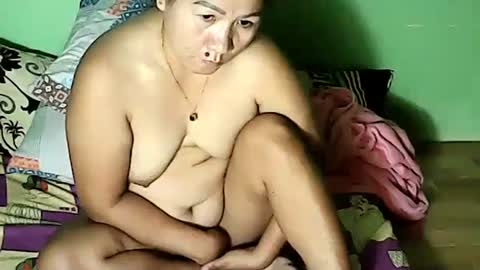 Snapshot of sweetyummygirl chatting on February 1, 10:34 pm Sweetyummygirl online show from February 1, 10:34 pm