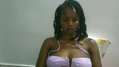 sweetz_candice online show from October 17, 11:18 pm