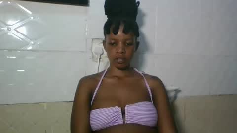 sweetz_candice online show from November 25, 12:10 am