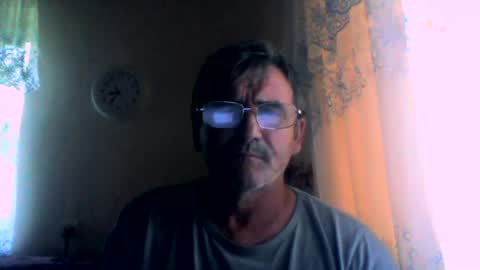 Snapshot of swergiu333 chatting on July 10, 5:34 am Raymond online show from July 10, 5:34 am
