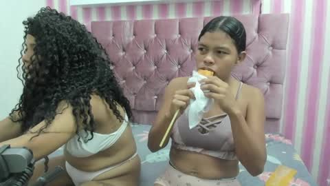 swett_mila_ online show from April 9, 1:16 pm