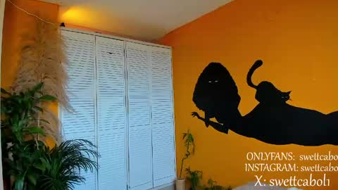 Snapshot of swettcabol chatting on April 21, 7:06 pm swettcabol online show from April 21, 7:06 pm