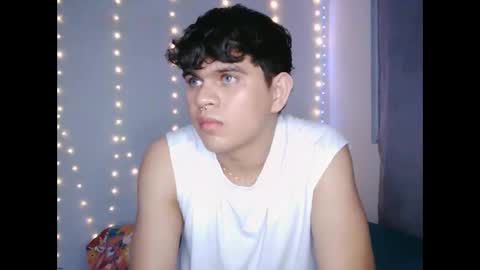 Snapshot of swetty_diamon chatting on November 11, 4:45 am swetty_diamon online show from November 11, 4:45 am