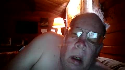 swm online show from March 27, 8:08 pm