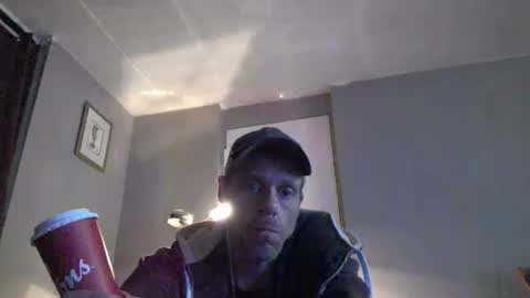 Snapshot of swontguy2025 chatting on February 12, 8:59 am swontguy2025 online show from February 12, 8:59 am