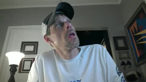 Snapshot of swontguy2025 chatting on February 27, 5:24 am swontguy2025 online show from February 27, 5:24 am