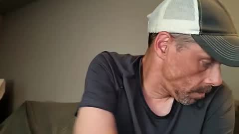 Snapshot of swontguy2025 chatting on September 11, 3:39 am swontguy2025 online show from September 11, 3:39 am