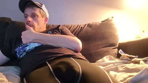 Snapshot of swontguy2025 chatting on February 15, 1:46 am swontguy2025 online show from February 15, 1:46 am