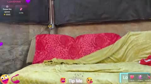 Snapshot of swytmyt chatting on October 29, 6:59 am swytmyt online show from October 29, 6:59 am