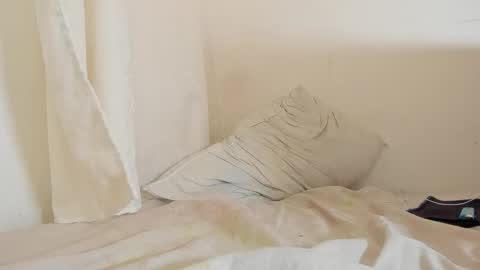 Snapshot of syd_achmed chatting on October 28, 8:22 pm Greg online show from October 28, 8:22 pm