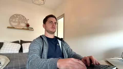 syl092 online show from March 23, 12:42 pm