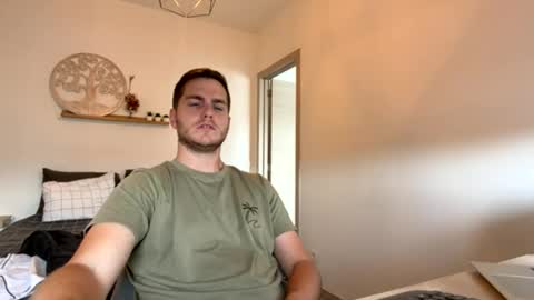 Snapshot of syl092 chatting on June 5, 3:29 pm syl092 online show from June 5, 3:29 pm