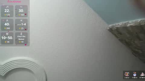 Snapshot of sylvana_rey chatting on October 2, 12:23 pm S Y L V A N A online show from October 2, 12:23 pm