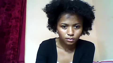 Snapshot of sylvaniah01 chatting on June 6, 3:00 am sylvaniah01 online show from June 6, 3:00 am