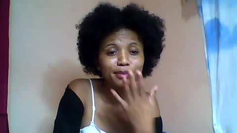 Snapshot of sylvaniah01 chatting on June 6, 3:17 pm sylvaniah01 online show from June 6, 3:17 pm