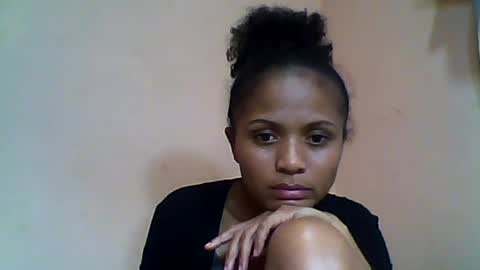 Snapshot of sylvaniah01 chatting on June 18, 3:05 pm sylvaniah01 online show from June 18, 3:05 pm