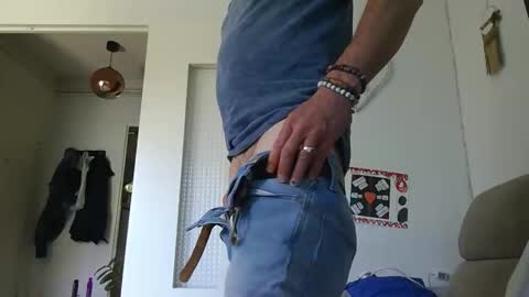 sylvauvert70 online show from April 27, 10:13 am