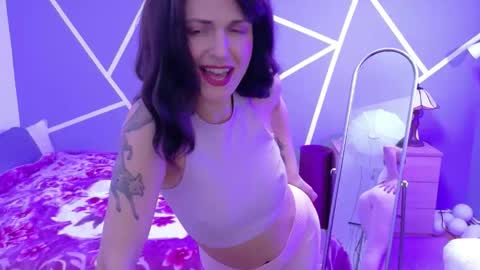 Snapshot of sylvianyvellero chatting on March 14, 7:08 pm sylvianyvellero online show from March 14, 7:08 pm