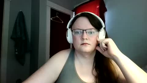 Snapshot of sylviexxxfun chatting on July 25, 3:09 pm sylviexxxfun online show from July 25, 3:09 pm
