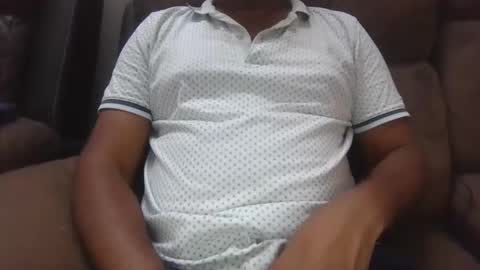 symond_jns online show from May 19, 9:48 am