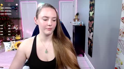 Jennah online show from December 27, 11:10 pm