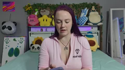 Jennah online show from May 25, 6:03 pm
