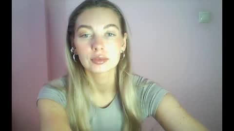 Snapshot of syrami chatting on May 27, 7:38 am syrami online show from May 27, 7:38 am