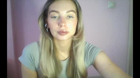 Snapshot of syrami chatting on June 5, 8:31 am syrami online show from June 5, 8:31 am