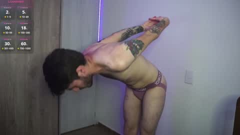 t0ny_wylie online show from January 22, 6:20 pm