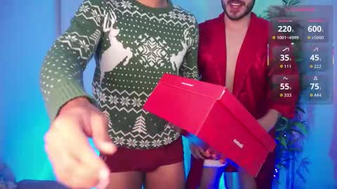 Snapshot of t0ny_wylie chatting on December 22, 10:18 pm t0ny_wylie online show from December 22, 10:18 pm