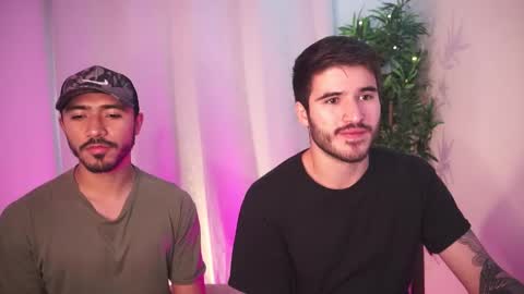 Snapshot of t0ny_wylie chatting on January 31, 10:08 pm t0ny_wylie online show from January 31, 10:08 pm